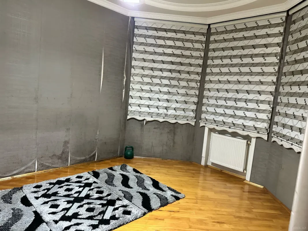 Kirayə verilir 5 otaqlı həyət evi 300 m²