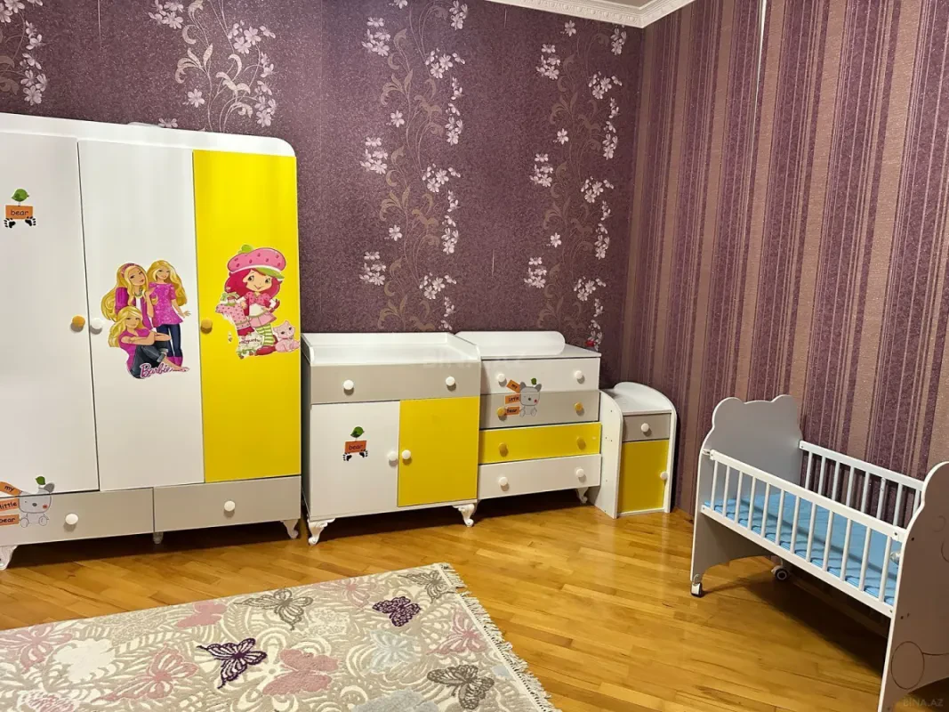 Kirayə verilir 5 otaqlı həyət evi 300 m²