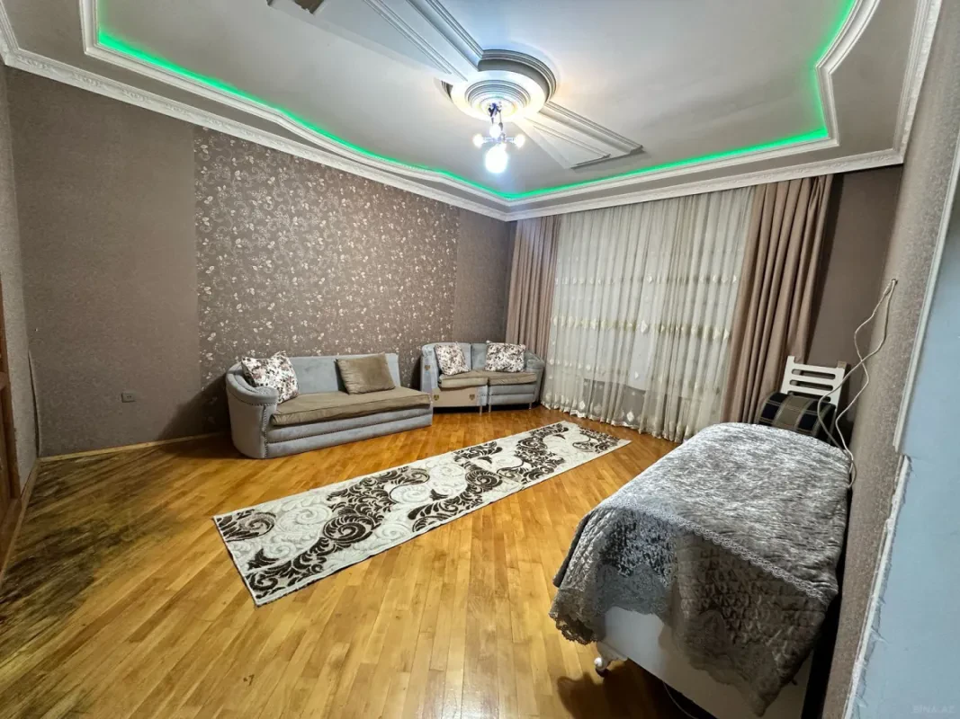 Kirayə verilir 5 otaqlı həyət evi 300 m²