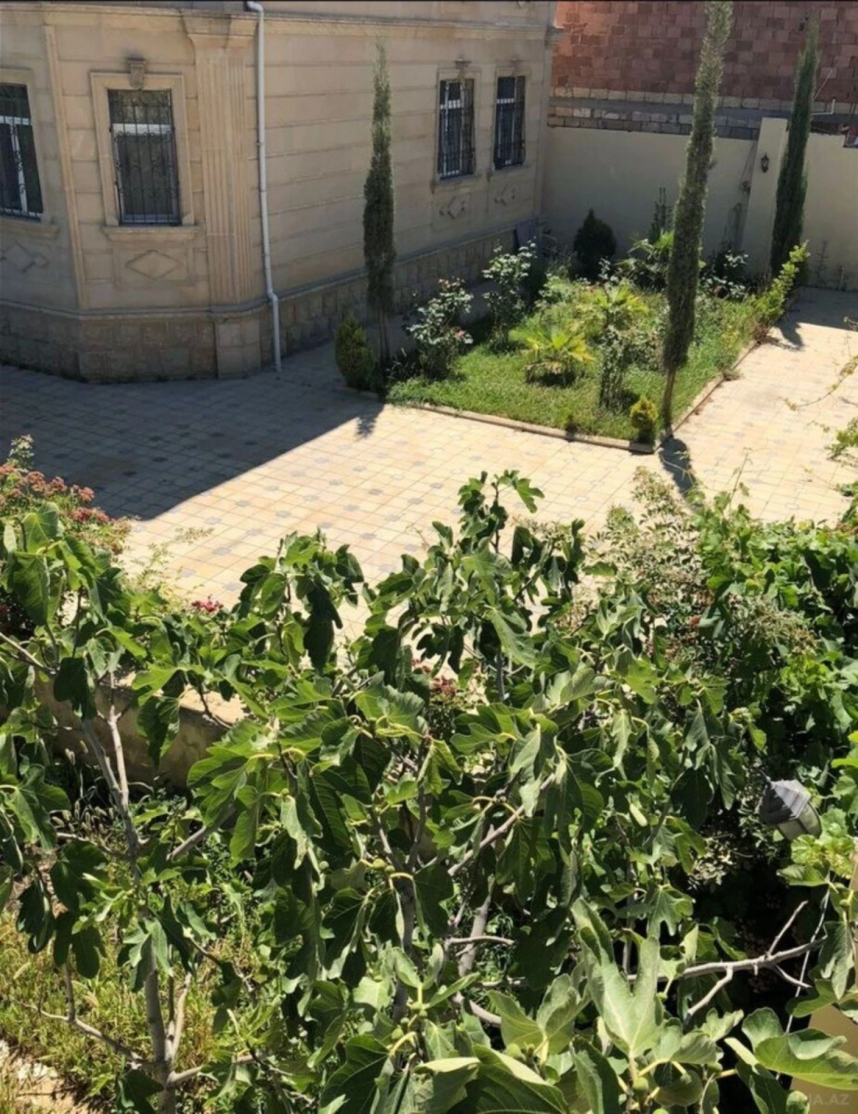 Kirayə verilir 5 otaqlı həyət evi 300 m²