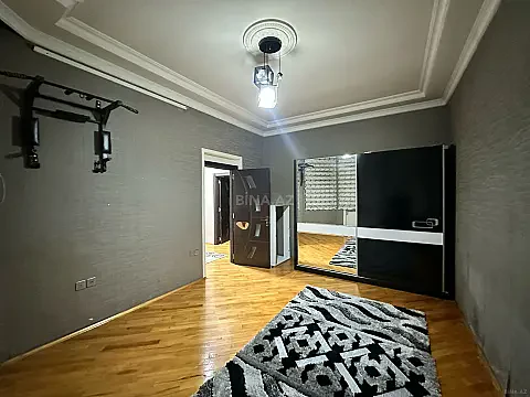 Kirayə verilir 5 otaqlı həyət evi 300 m²