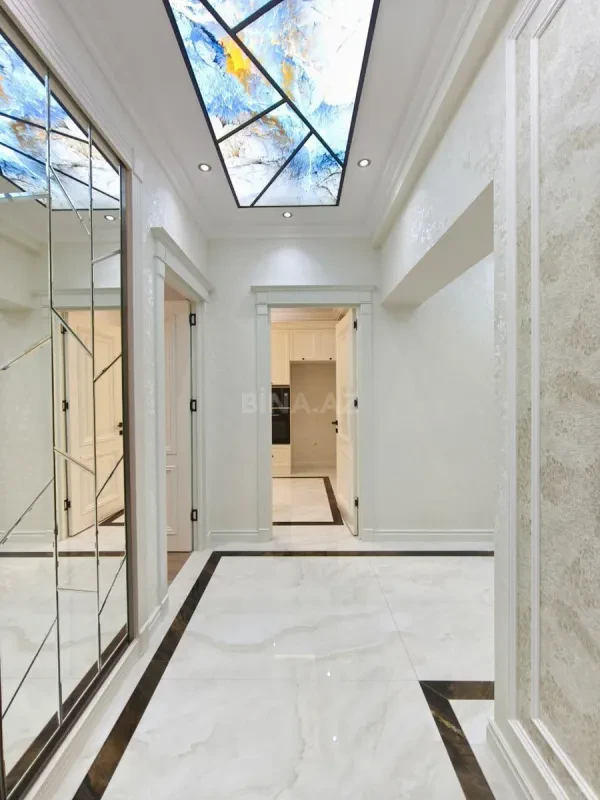 Satılır 3 otaqlı mənzil 96 m²