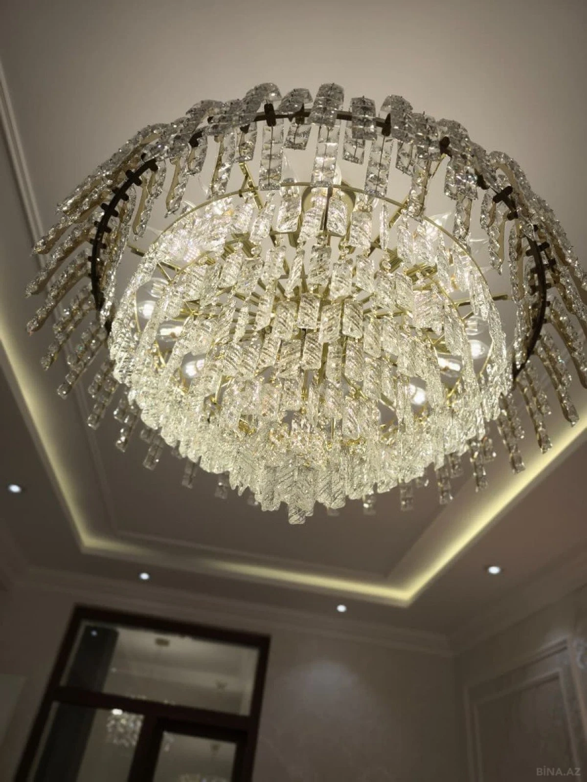 Satılır 3 otaqlı mənzil 96 m²