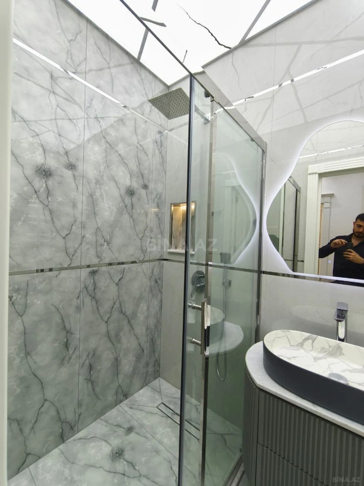 Satılır 3 otaqlı mənzil 96 m²