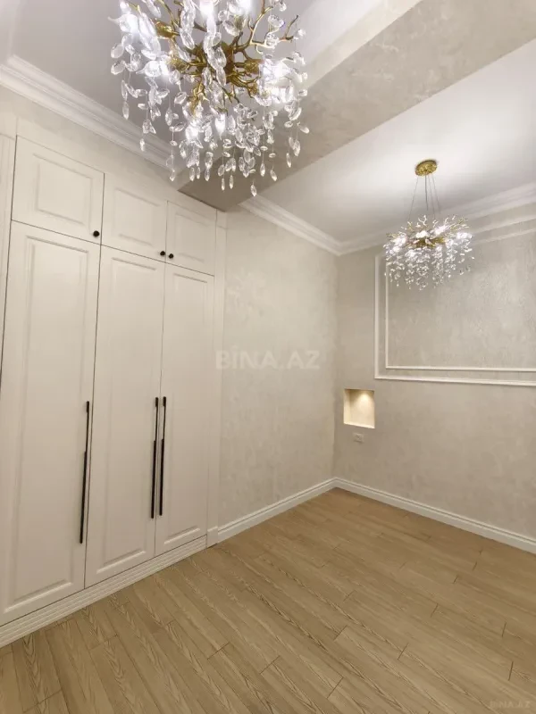 Satılır 3 otaqlı mənzil 96 m²