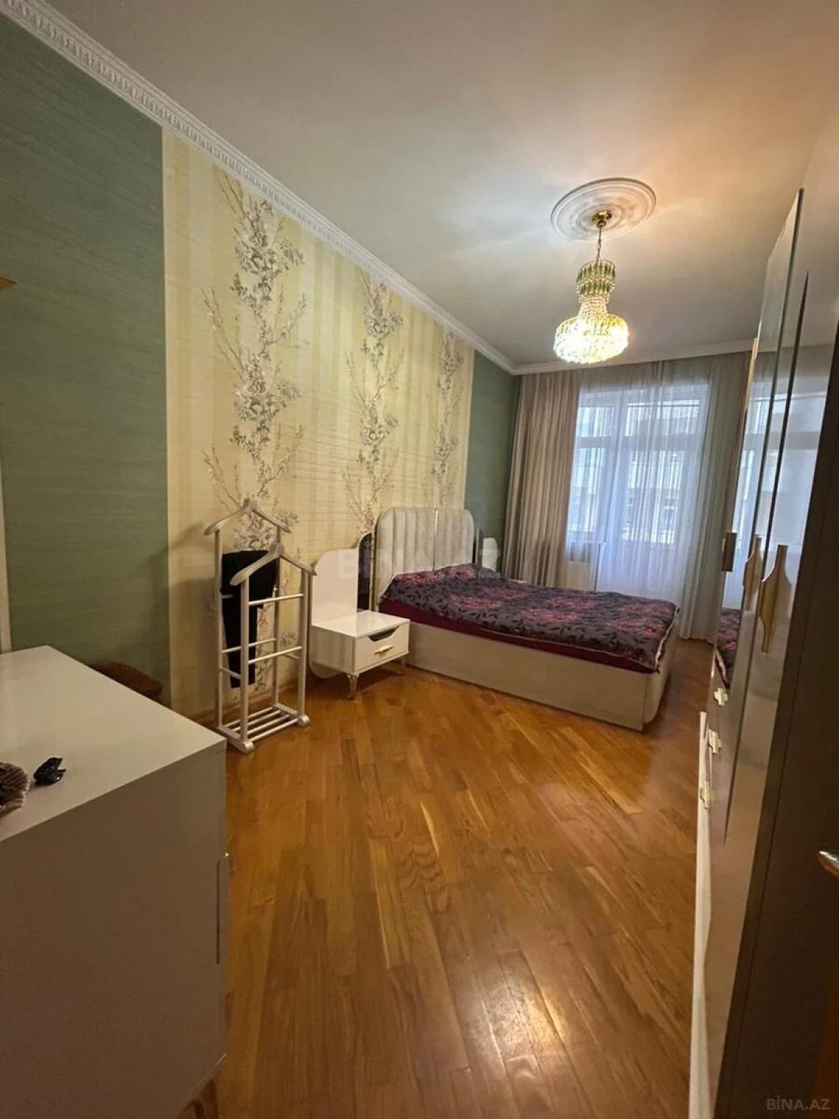 Kirayə verilir 2 otaqlı mənzil 80 m²