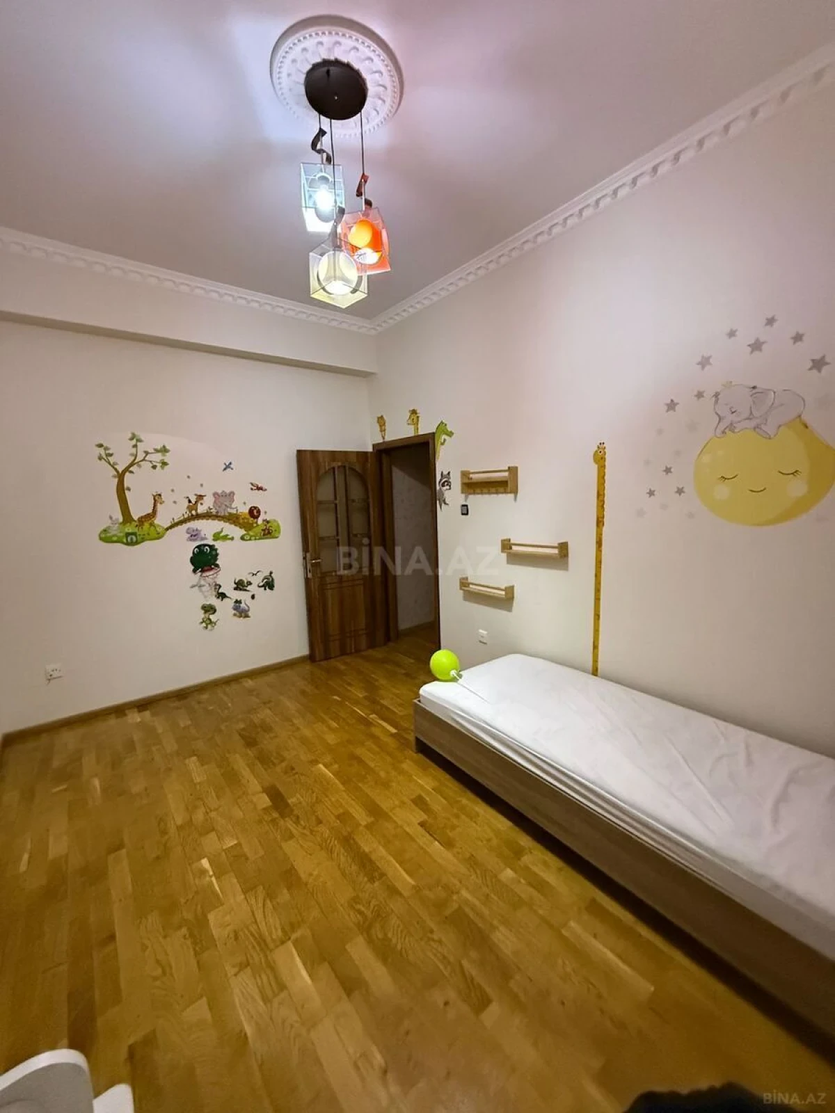 Kirayə verilir 3 otaqlı mənzil 86 m²