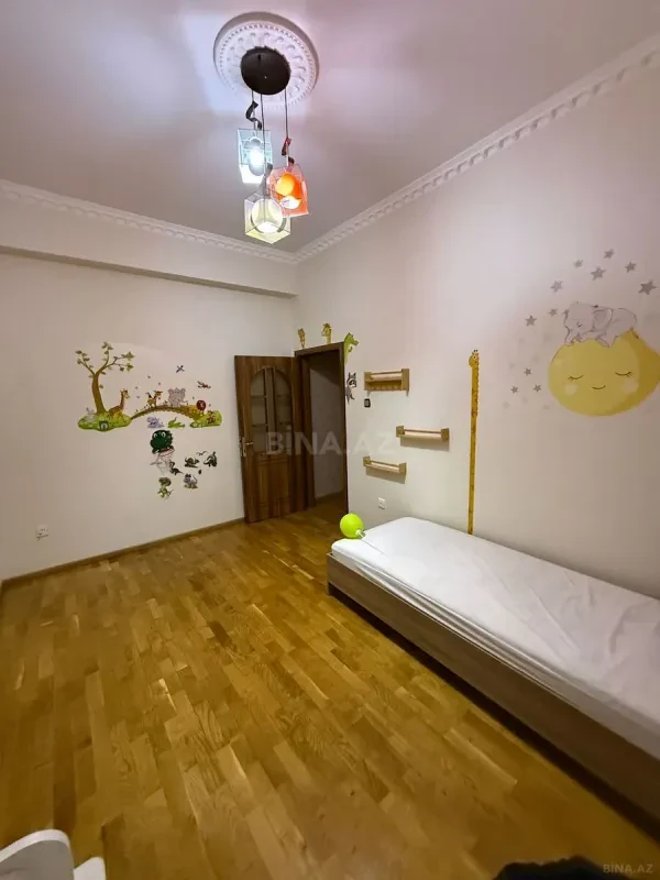 Kirayə verilir 3 otaqlı mənzil 86 m²