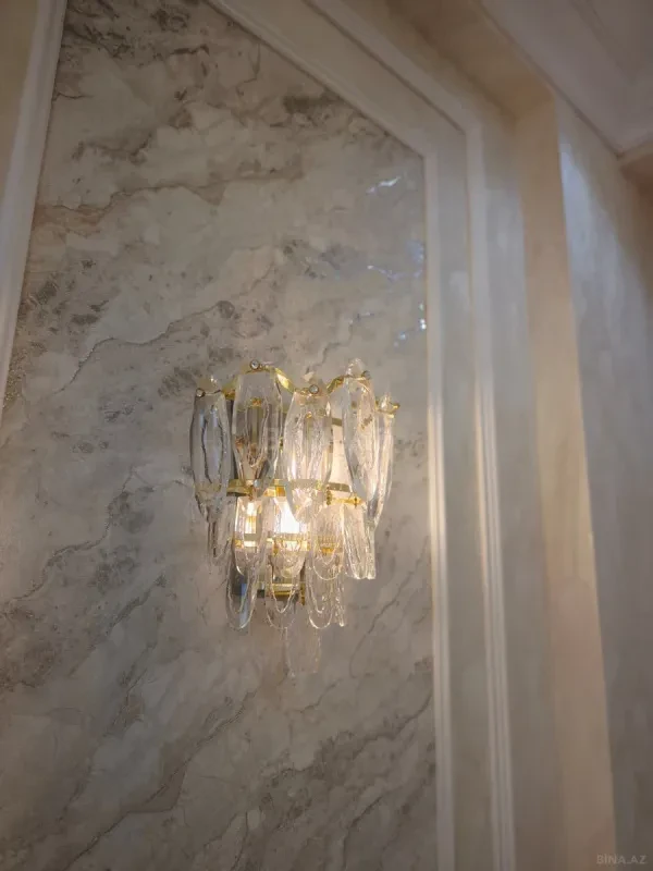 Satılır 3 otaqlı mənzil 138 m²