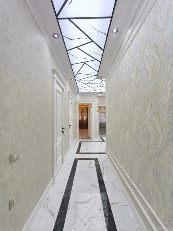 Satılır 3 otaqlı mənzil 138 m²