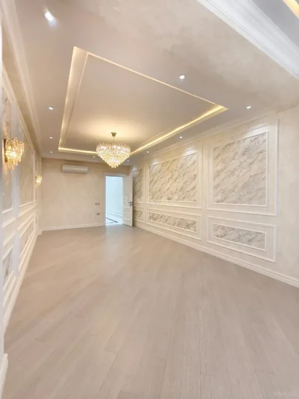 Satılır 3 otaqlı mənzil 138 m²