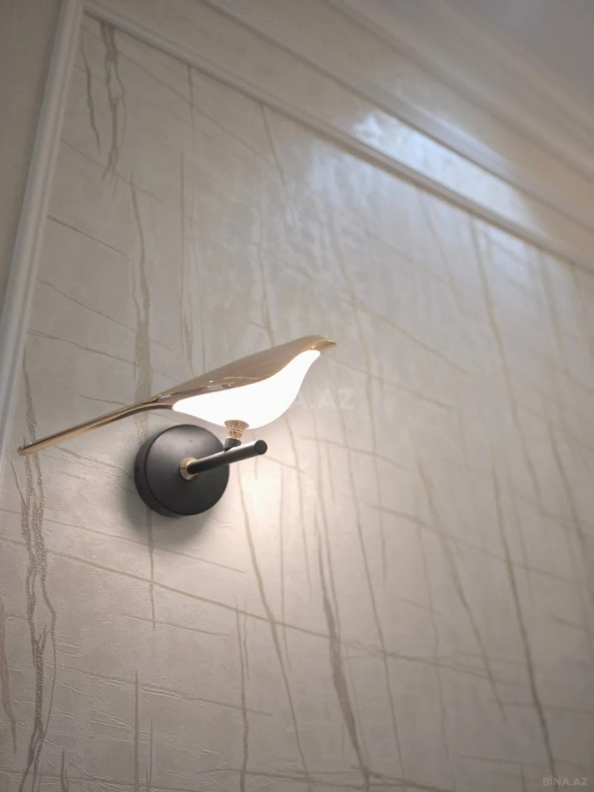 Satılır 3 otaqlı mənzil 138 m²