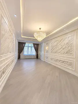 Satılır 3 otaqlı mənzil 138 m²