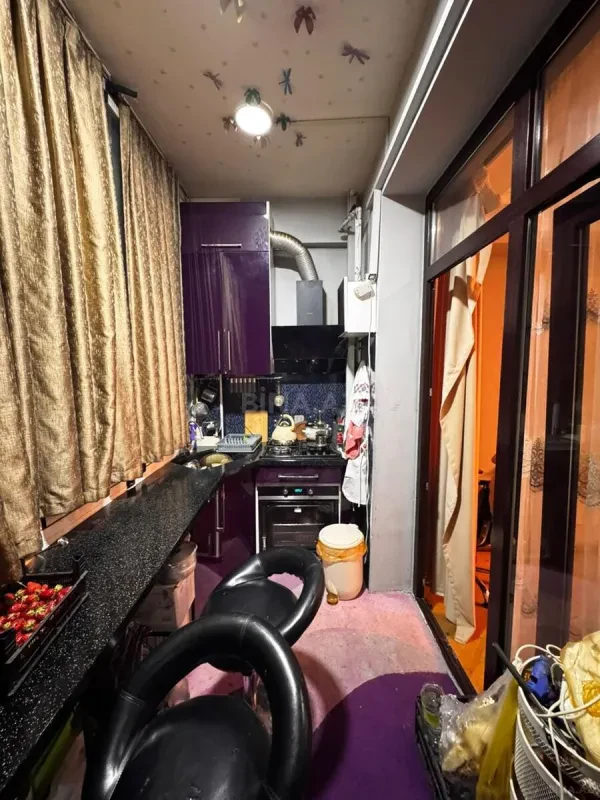 Kirayə verilir 2 otaqlı mənzil 65 m²