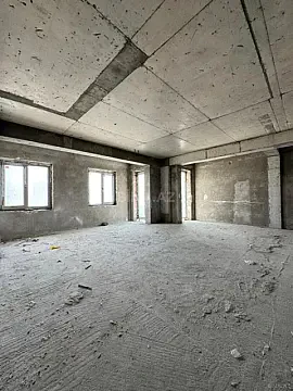 Satılır 3 otaqlı mənzil 189 m²