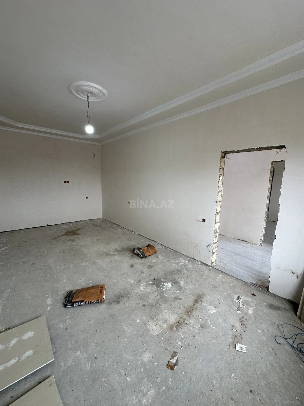 Satılır 4 otaqlı həyət evi 145 m²