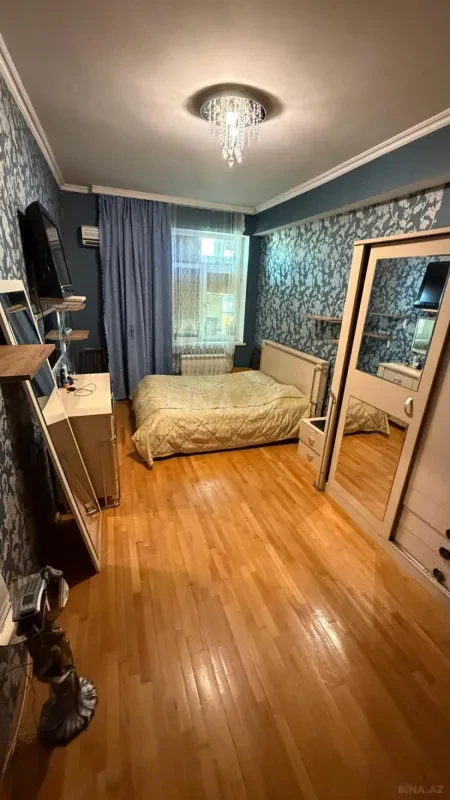 Satılır 3 otaqlı mənzil 75 m²