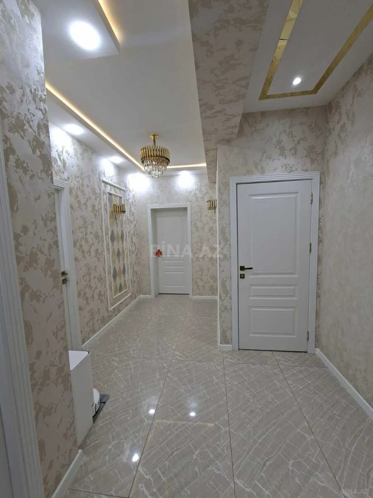 Satılır 3 otaqlı mənzil 100 m²