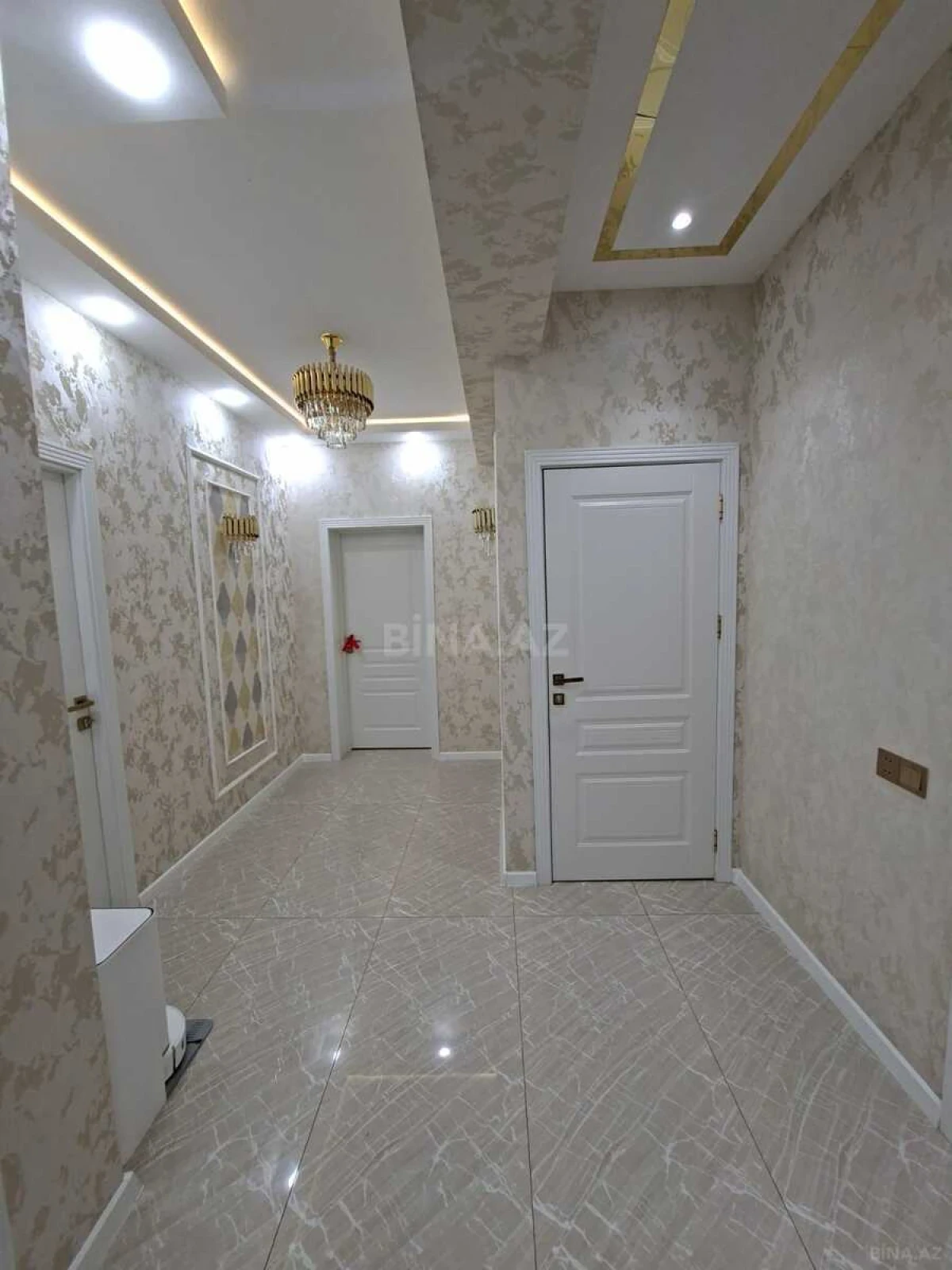 Satılır 3 otaqlı mənzil 100 m²