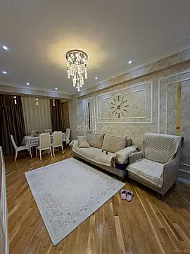 Satılır 3 otaqlı mənzil 100 m²