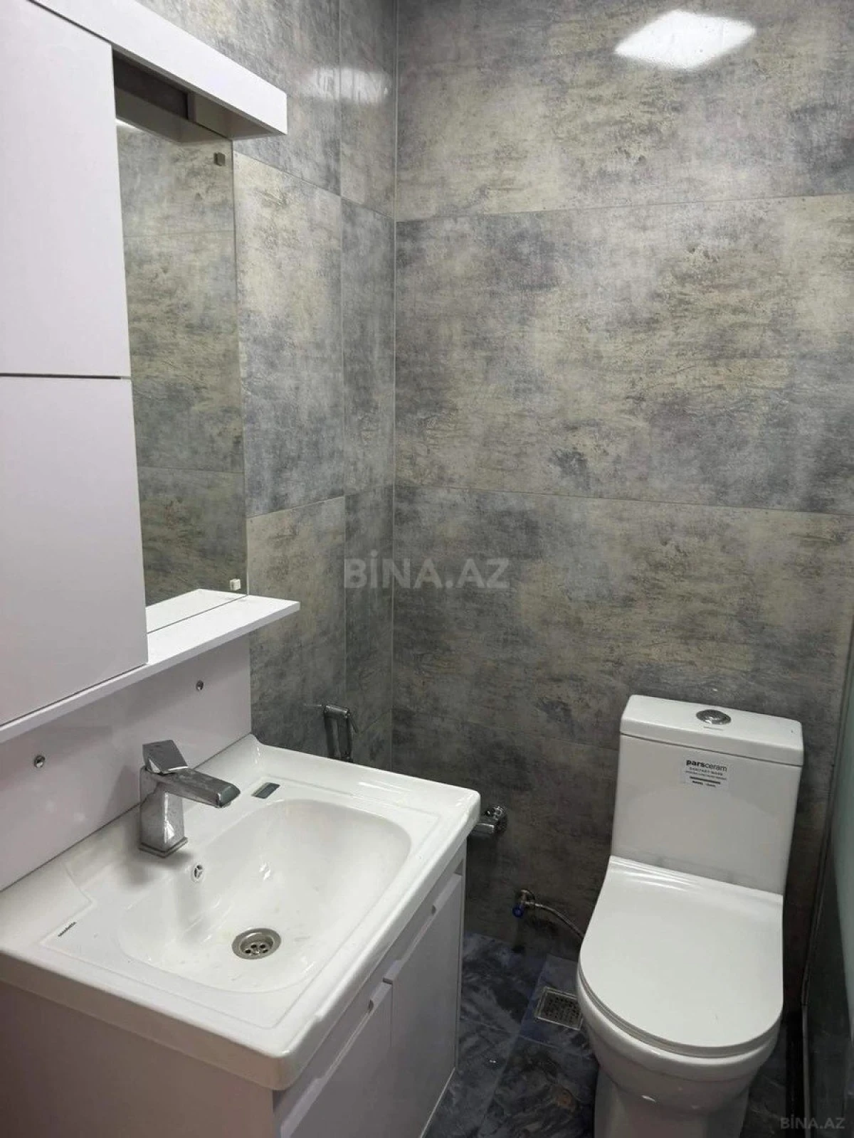 Kirayə verilir 2 otaqlı mənzil 54 m²
