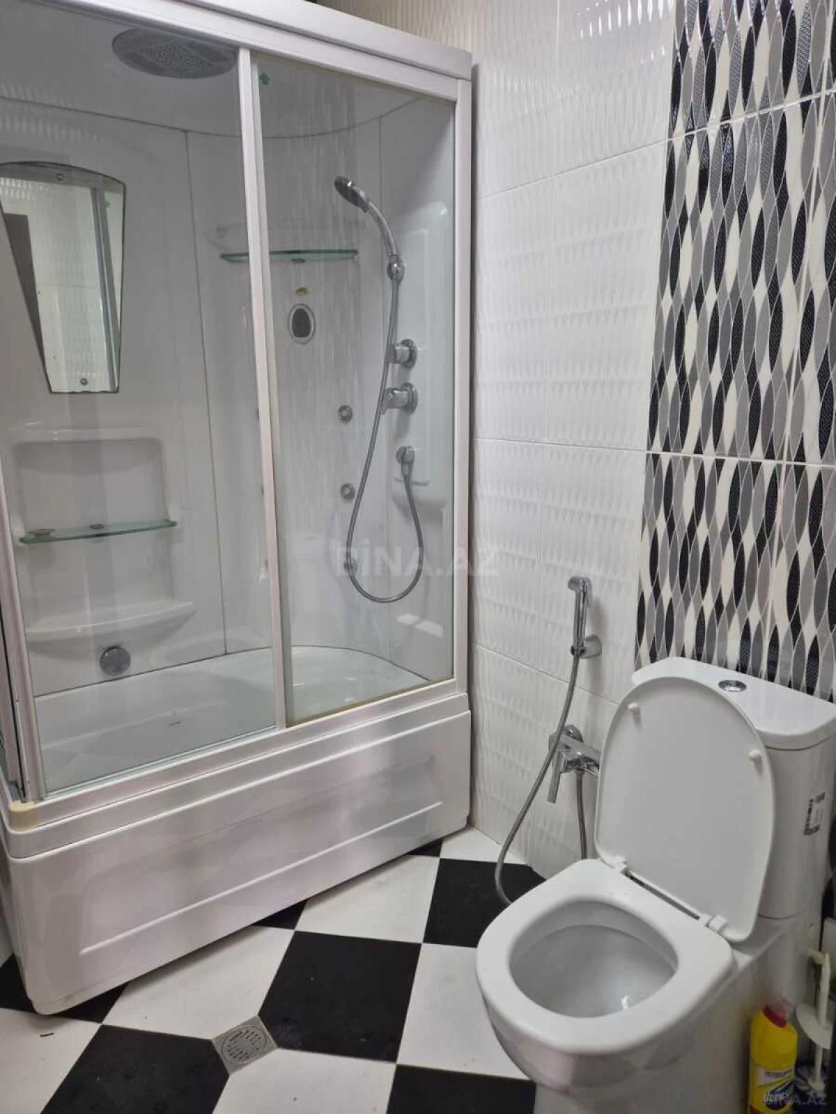 Kirayə verilir 3 otaqlı mənzil 120 m²