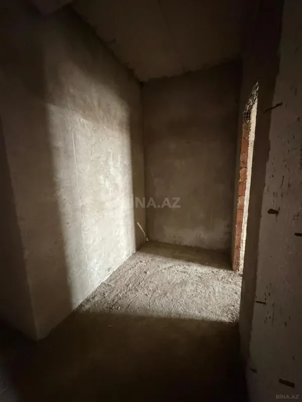 Satılır 2 otaqlı mənzil 85 m²