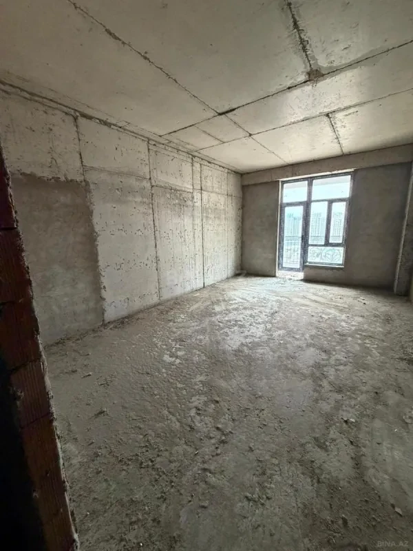 Satılır 2 otaqlı mənzil 85 m²