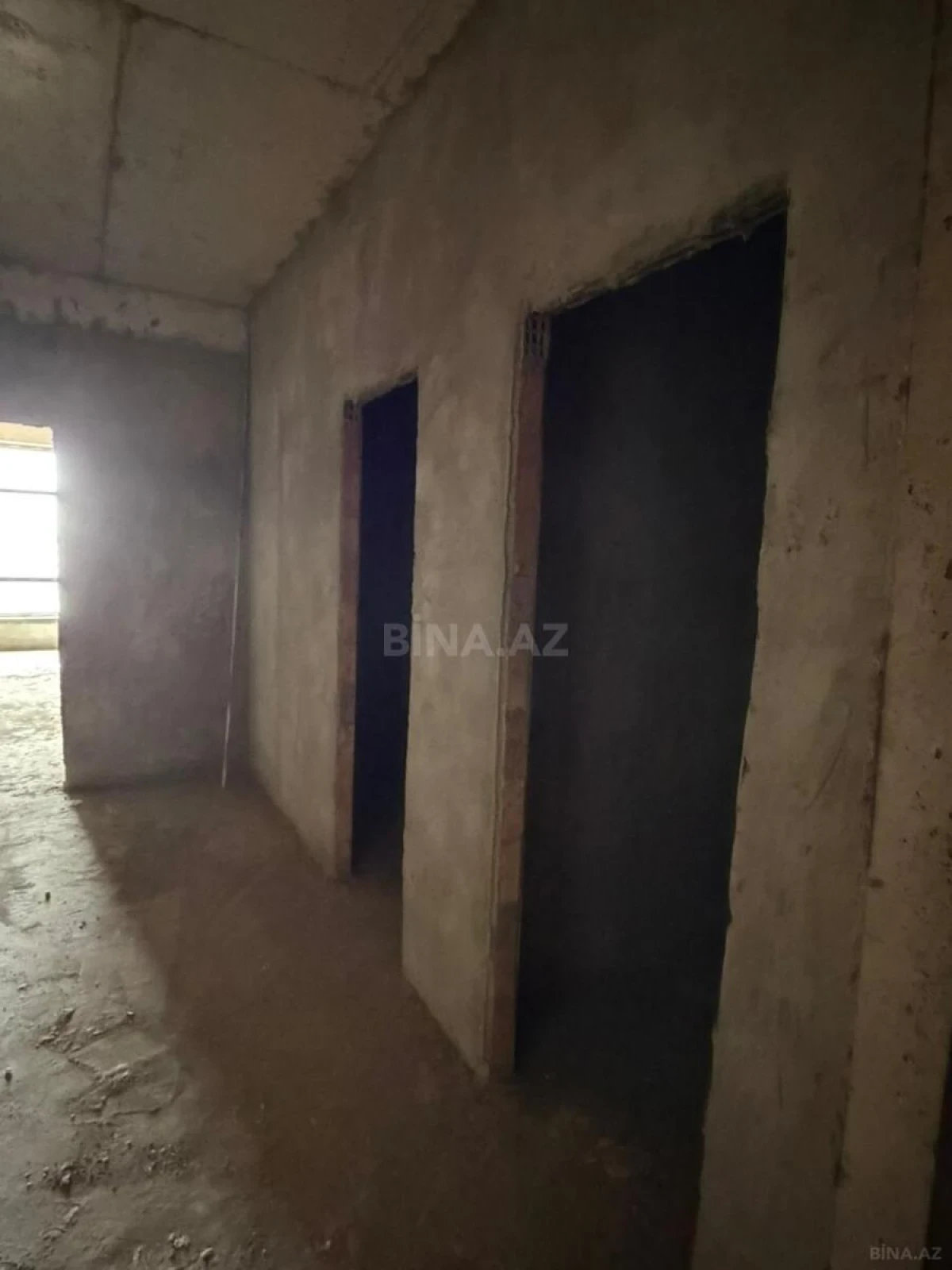 Satılır 2 otaqlı mənzil 85 m²