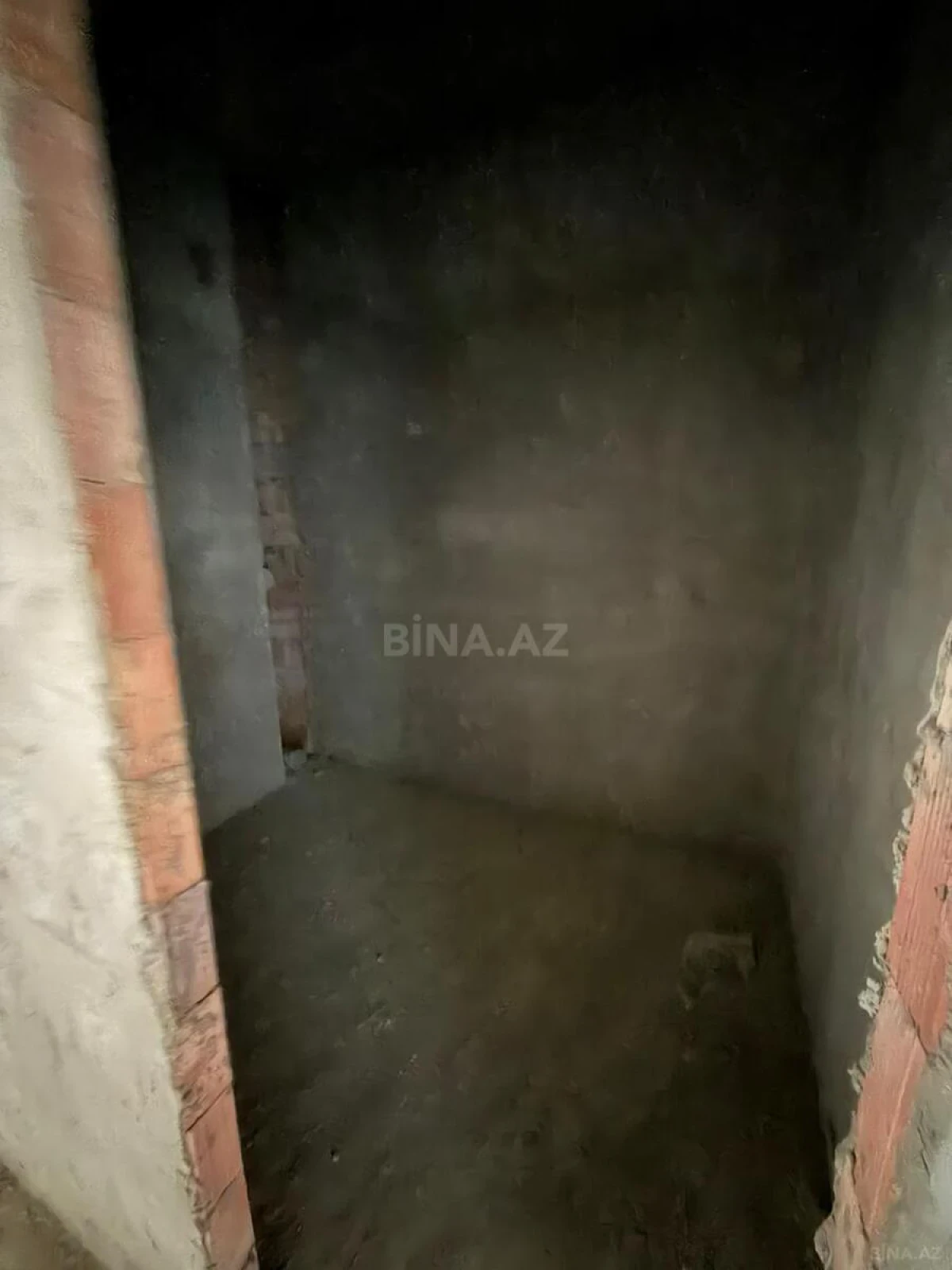 Satılır 2 otaqlı mənzil 85 m²