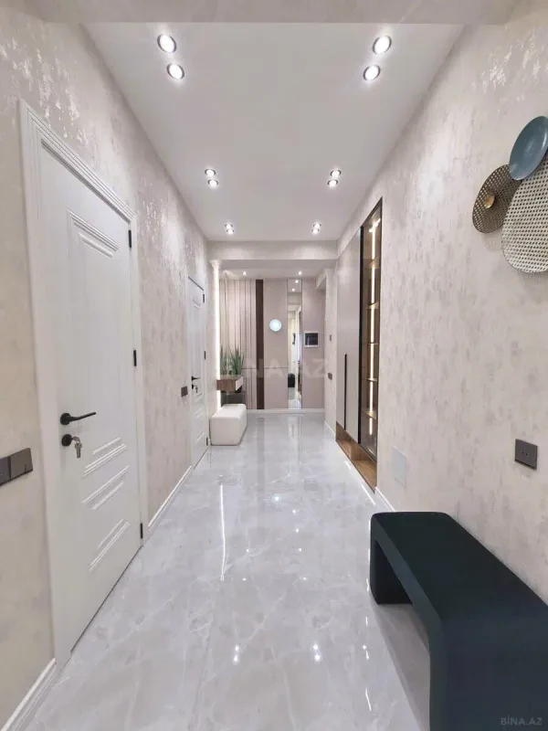 Satılır 3 otaqlı mənzil 120 m²
