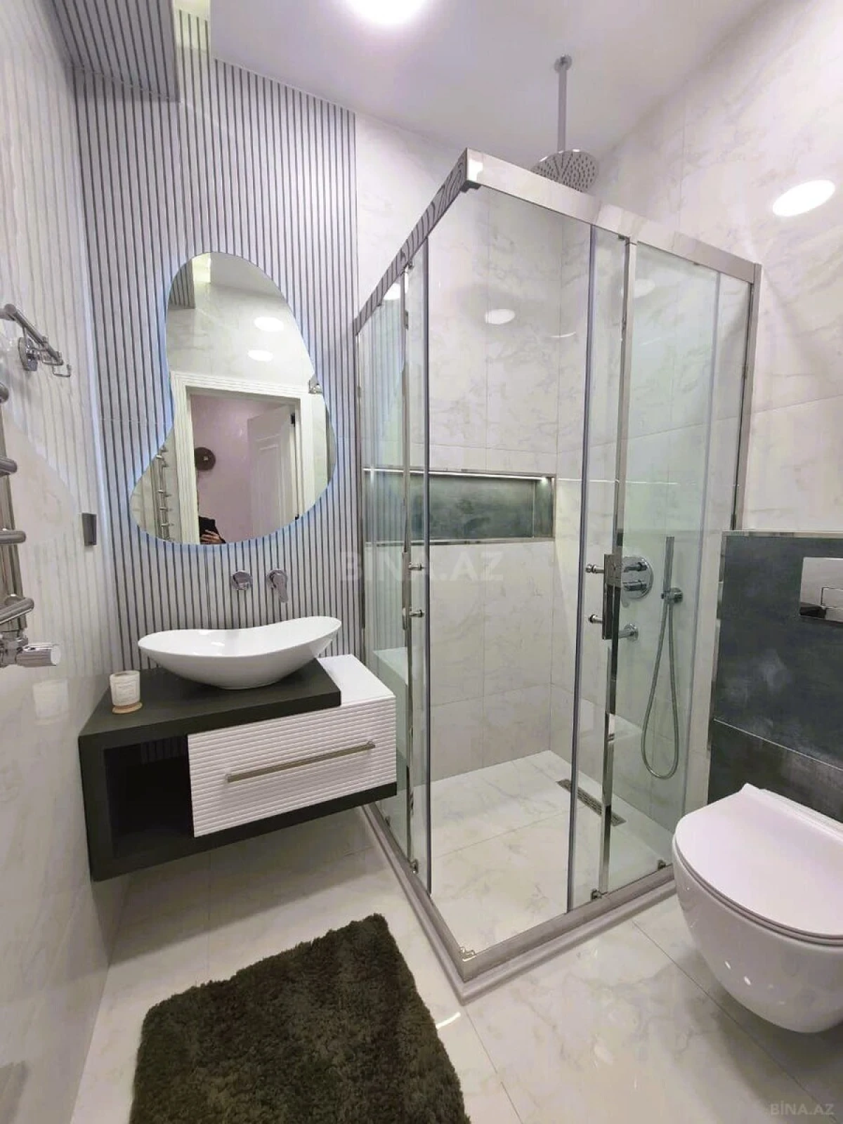 Satılır 3 otaqlı mənzil 120 m²