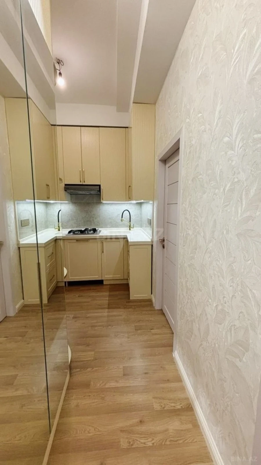 Satılır 2 otaqlı mənzil 55 m²