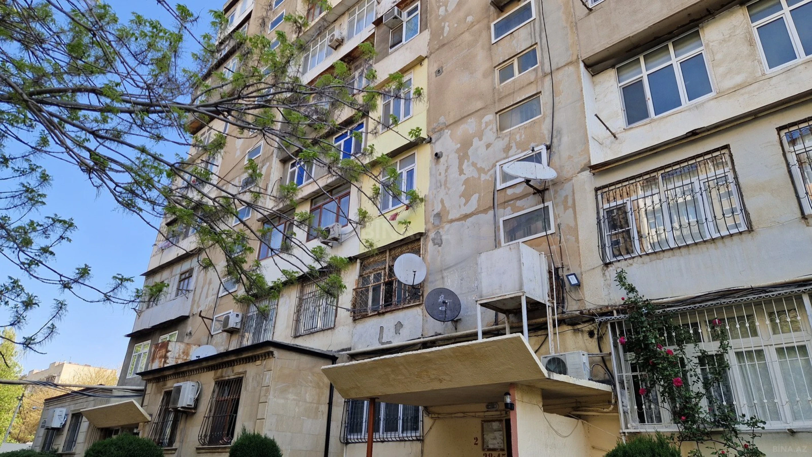 Kirayə verilir 2 otaqlı mənzil 50 m²