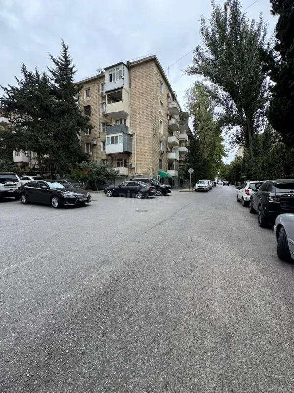 Satılır 3 otaqlı mənzil 80 m²