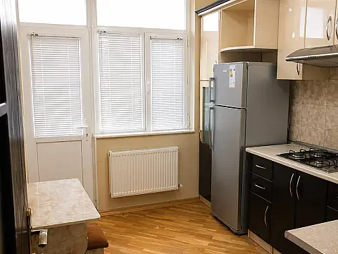 Kirayə verilir 3 otaqlı mənzil 85 m²