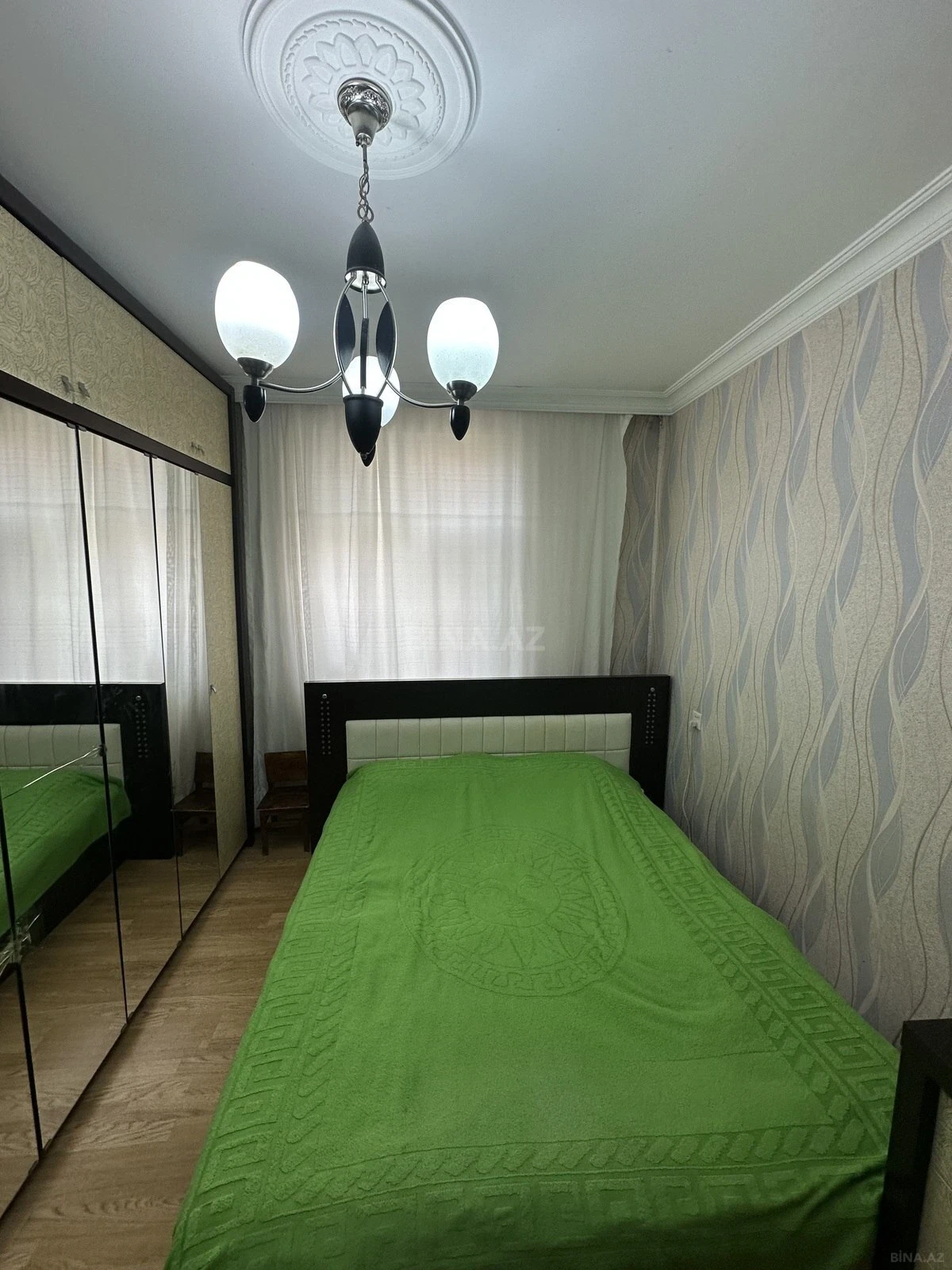 Satılır 4 otaqlı mənzil 85 m²