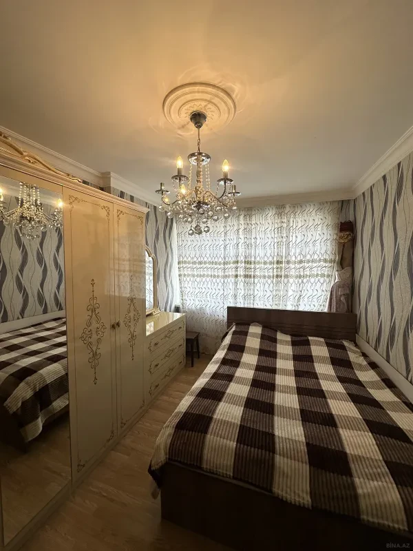 Satılır 4 otaqlı mənzil 85 m²