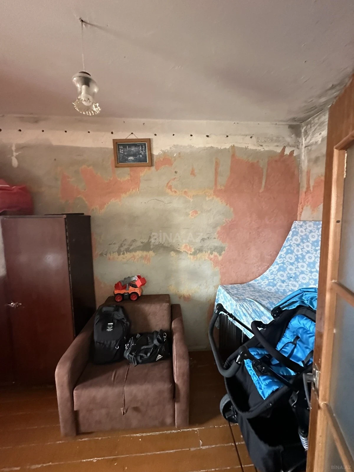 Satılır 4 otaqlı mənzil 85 m²