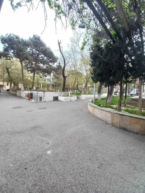 Satılır 3 otaqlı mənzil 105 m²