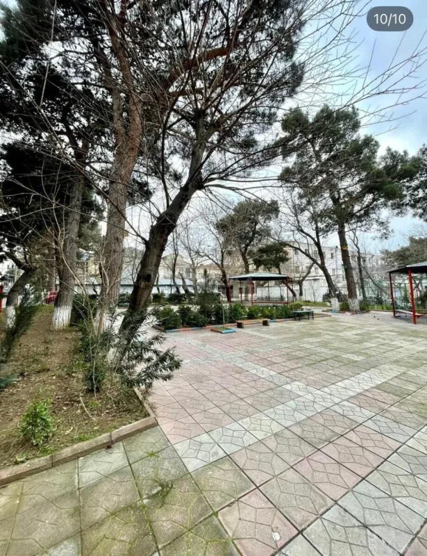 Satılır 3 otaqlı mənzil 105 m²