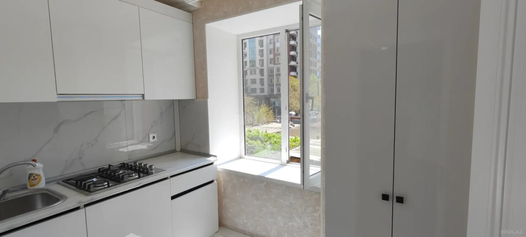 Satılır 2 otaqlı mənzil 60 m²