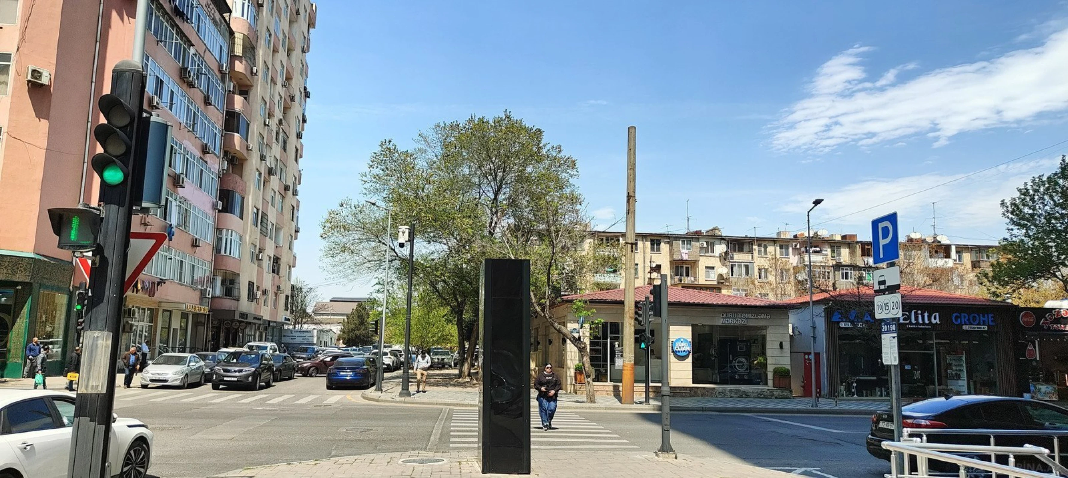 Satılır 2 otaqlı mənzil 60 m²