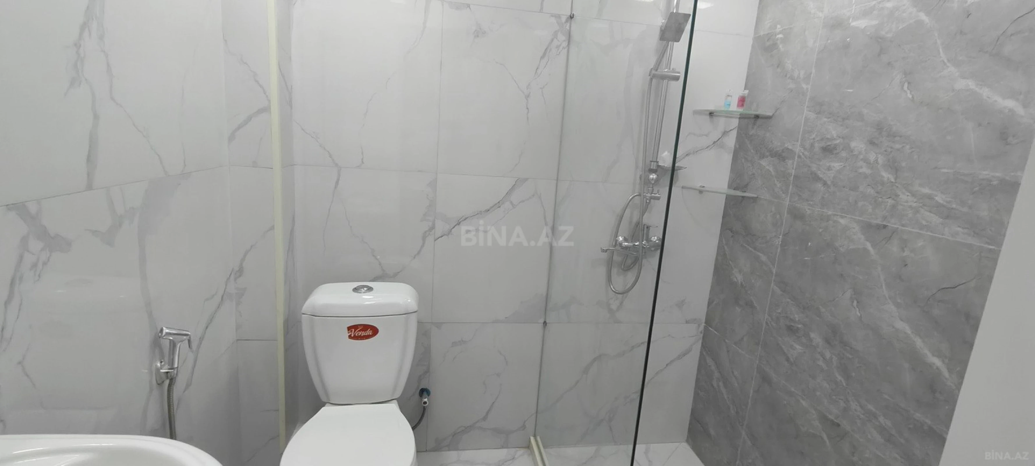 Satılır 2 otaqlı mənzil 60 m²