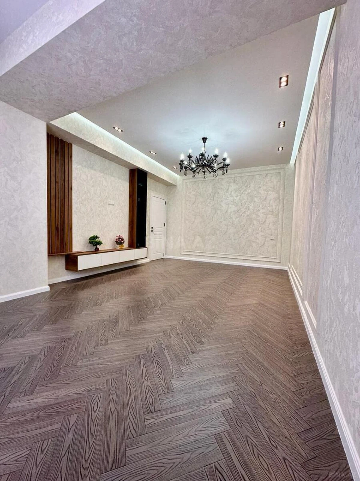 Satılır 3 otaqlı mənzil 105 m²
