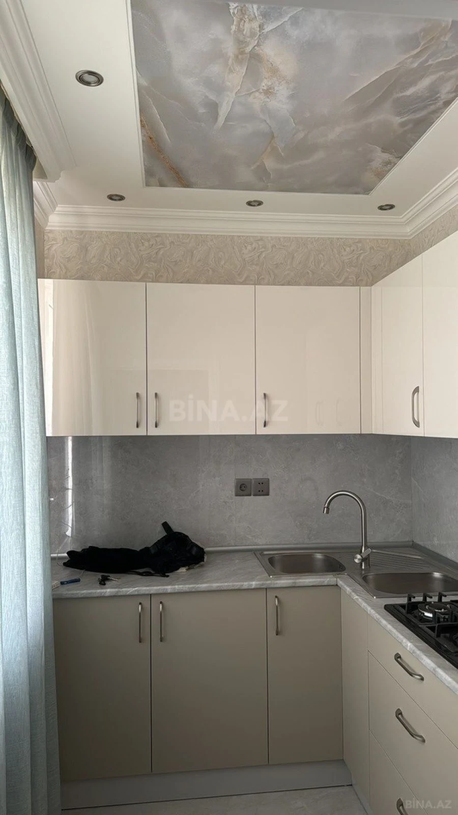 Satılır 3 otaqlı mənzil 75 m²