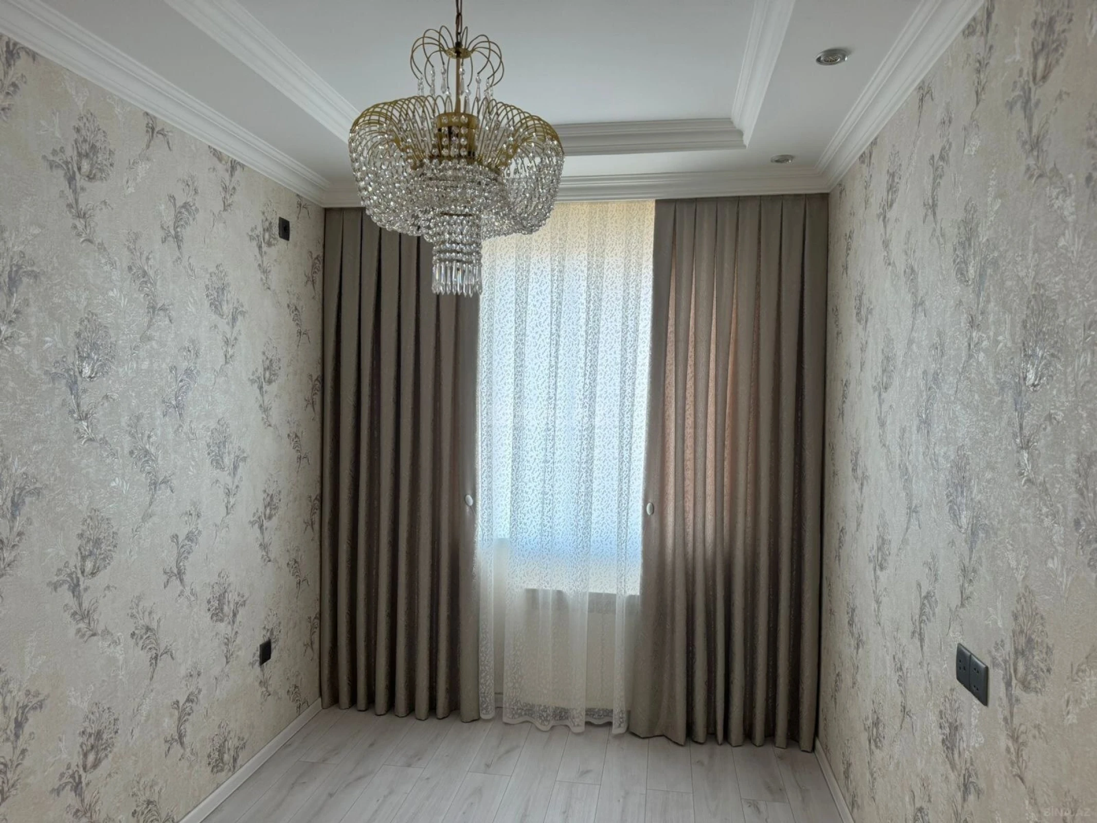Satılır 3 otaqlı mənzil 75 m²