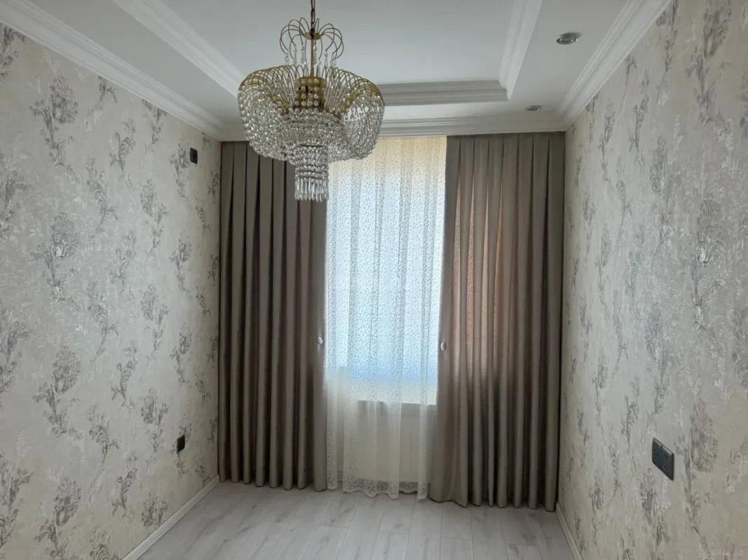 Satılır 3 otaqlı mənzil 75 m²