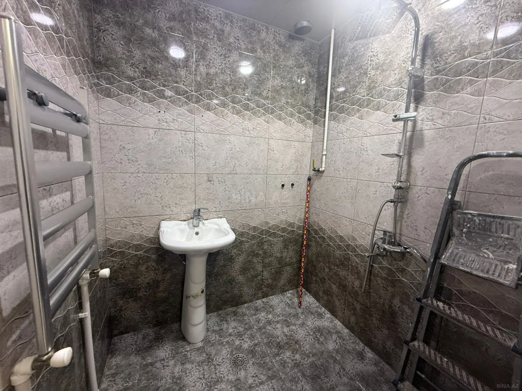 Satılır 2 otaqlı mənzil 60 m²