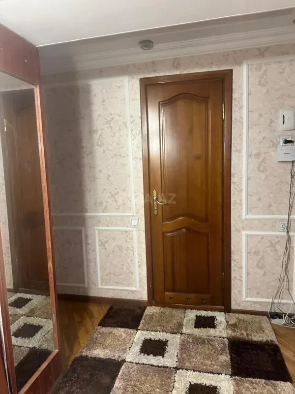 Satılır 3 otaqlı mənzil 60 m²